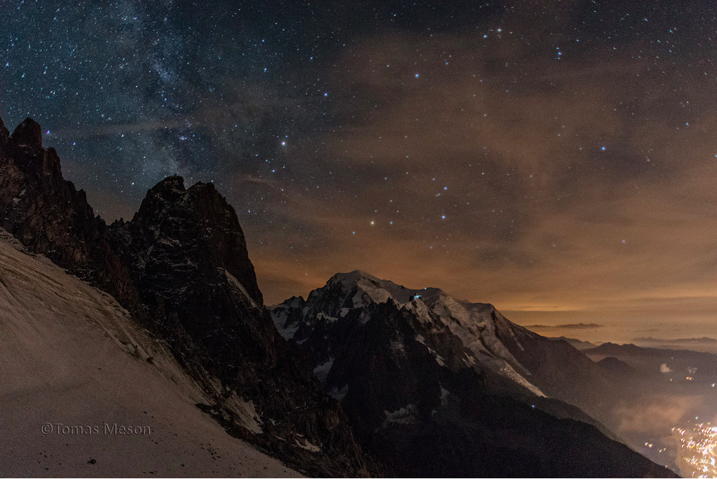 El Mont Blanc, el Dru y Chamonix una noche de verano